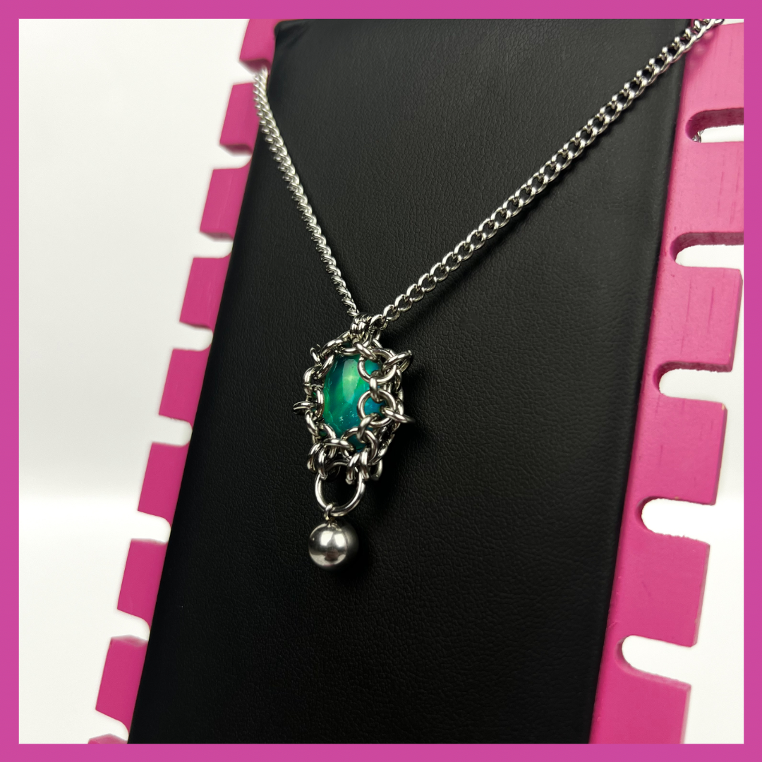 AURORA OPAL #3 | STEEL PENDANT NECKLACE