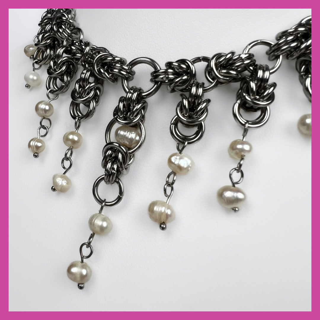 MAJESTY | STEEL & PEARL NECKLACE