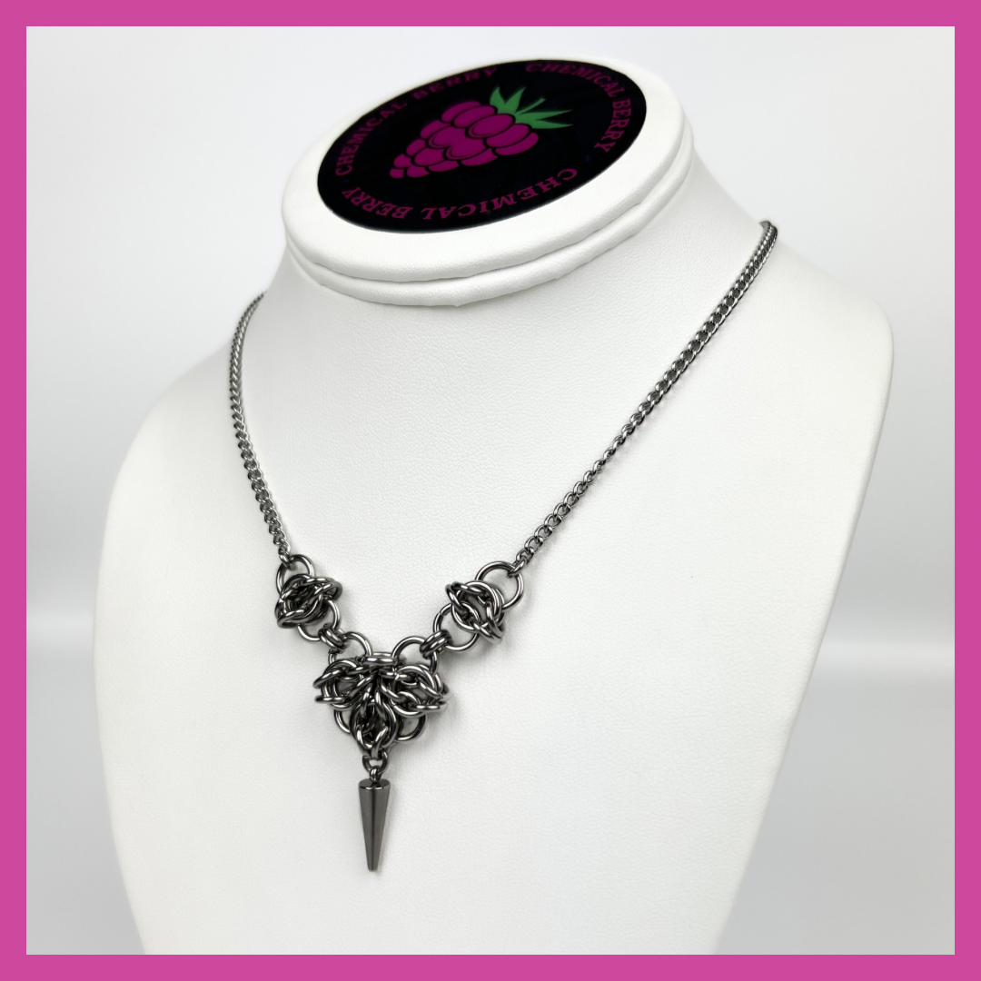 MOURNING | PENDANT NECKLACE