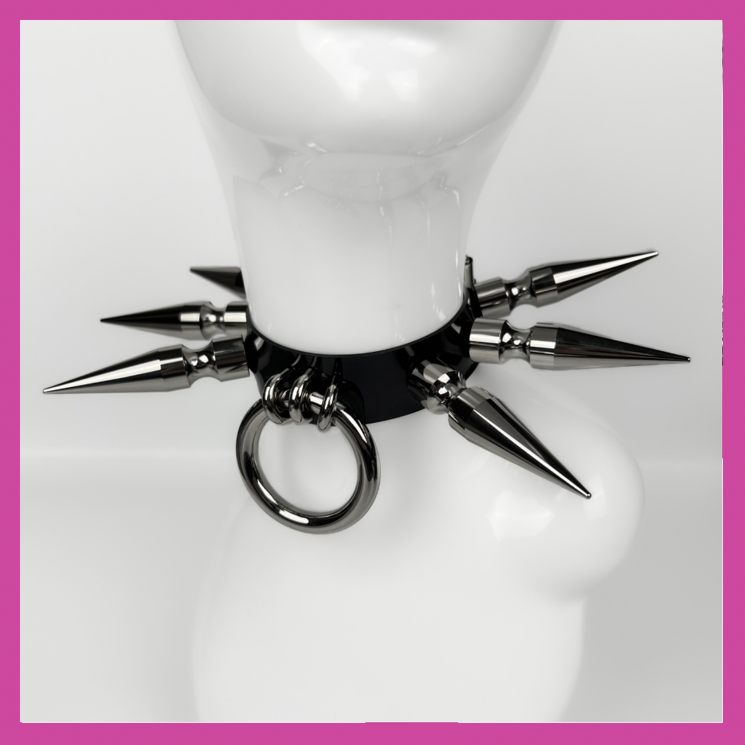 MENACE CHOKER