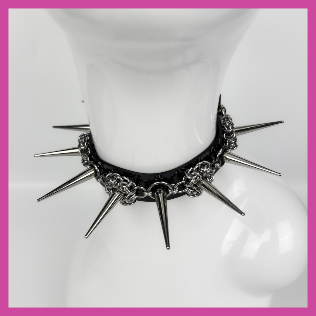 ARMOUR CHOKER